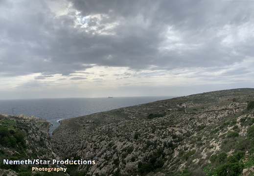 EP09 - #RightNow Malta: Blue Grotto Cliffs